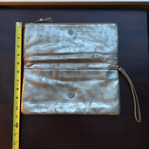 NWOT Silver-gold Clutch,Wristlet - Picture 3 of 6